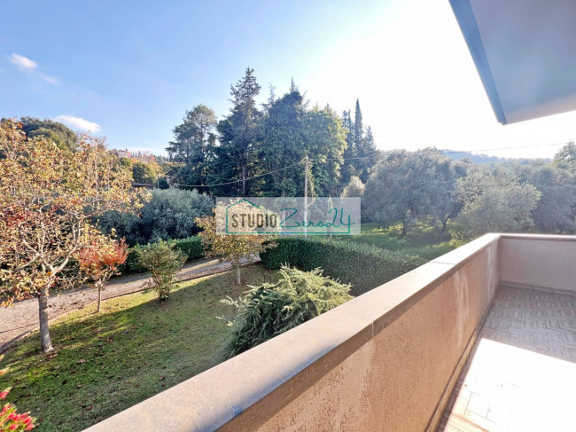 Villa in vendita a Camaiore