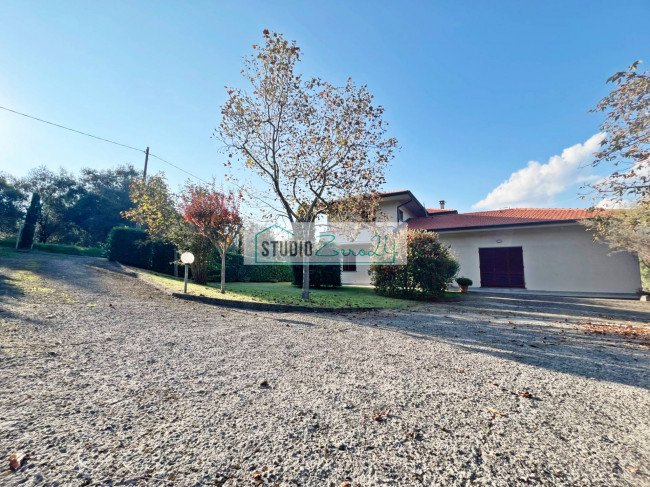 Villa in vendita a Camaiore