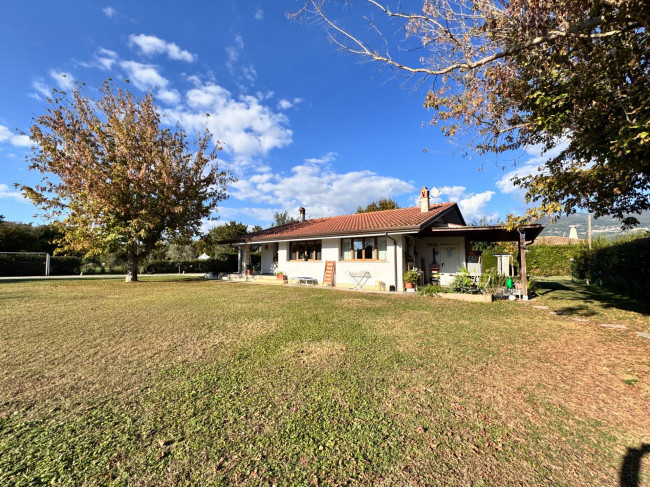 Villa in vendita a Pietrasanta