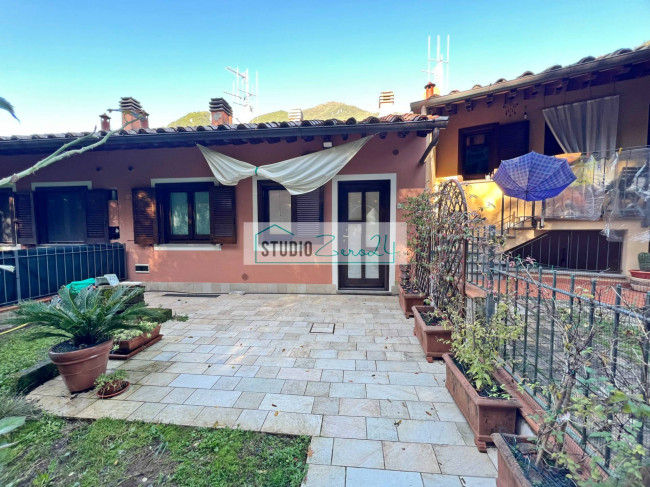 Villette a schiera in vendita a Camaiore