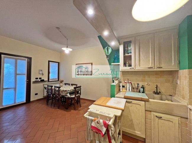 Villette a schiera in vendita a Camaiore