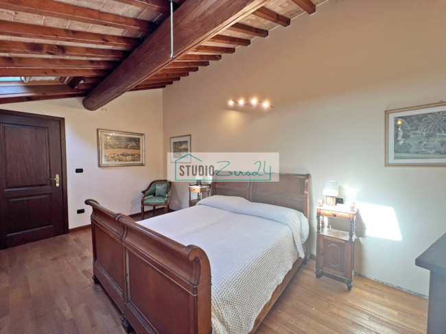 Villette a schiera in vendita a Camaiore