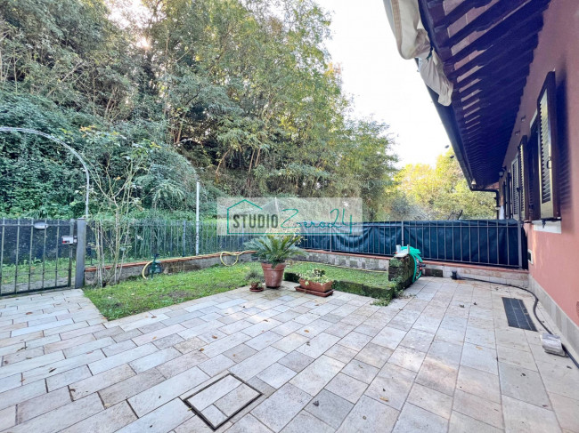 Villette a schiera in vendita a Camaiore