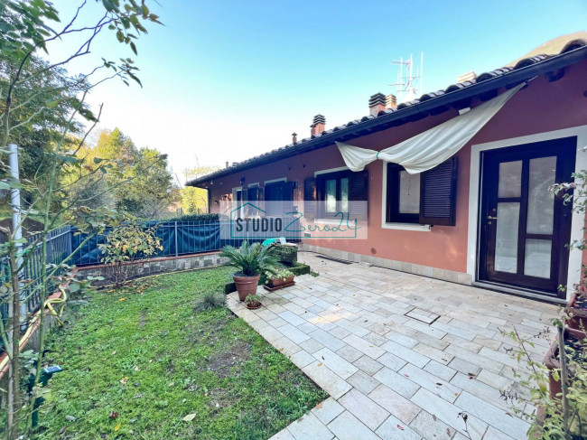 Villette a schiera in vendita a Camaiore