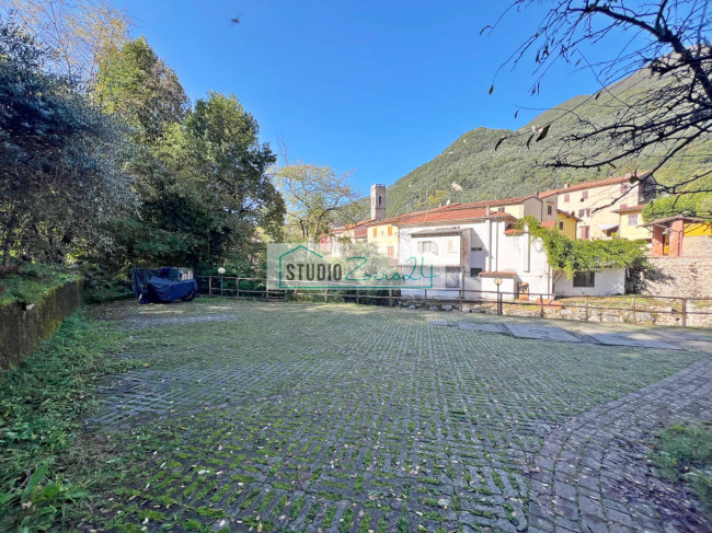 Villette a schiera in vendita a Camaiore