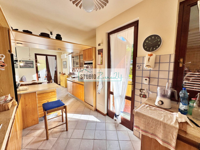 Villetta Bifamiliare in vendita a Pietrasanta