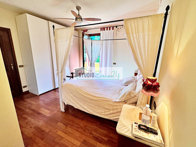 Villetta Bifamiliare in vendita a Pietrasanta