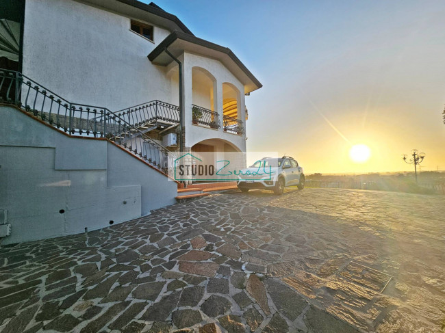 Villa in vendita a Massarosa