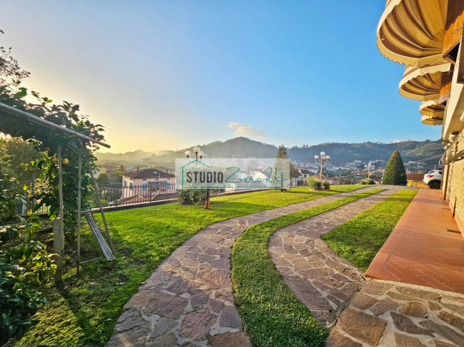 Villa in vendita a Massarosa