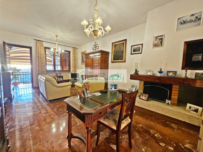 Villa in vendita a Massarosa