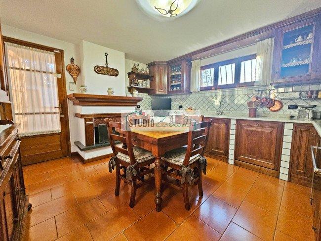 Villa in vendita a Massarosa