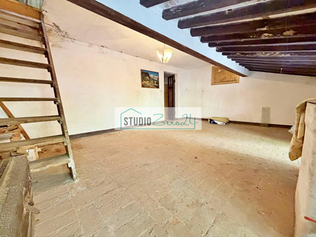 Casa singola in vendita a Seravezza