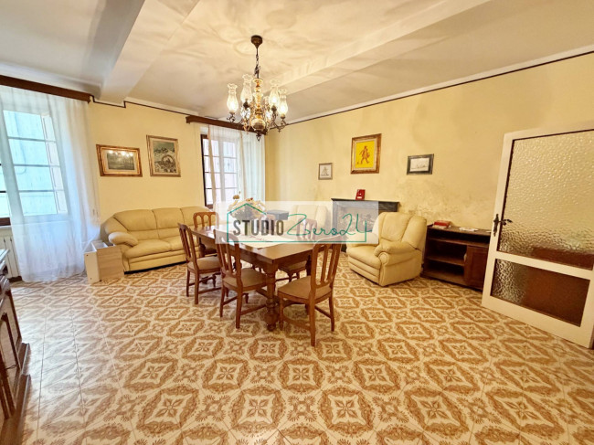 Casa singola in vendita a Seravezza