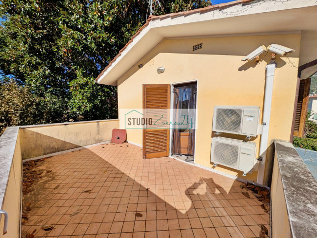 Villetta Bifamiliare in vendita a Pietrasanta