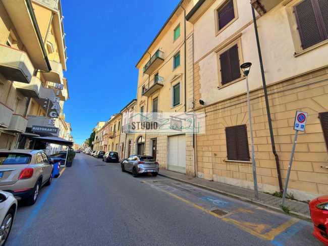 Appartamento in vendita a Viareggio