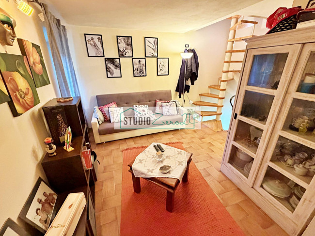 Cielo Terra in vendita a Pietrasanta