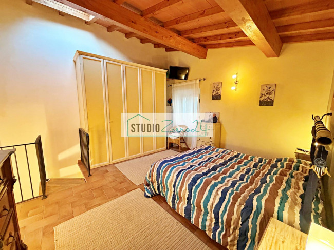 Cielo Terra in vendita a Pietrasanta