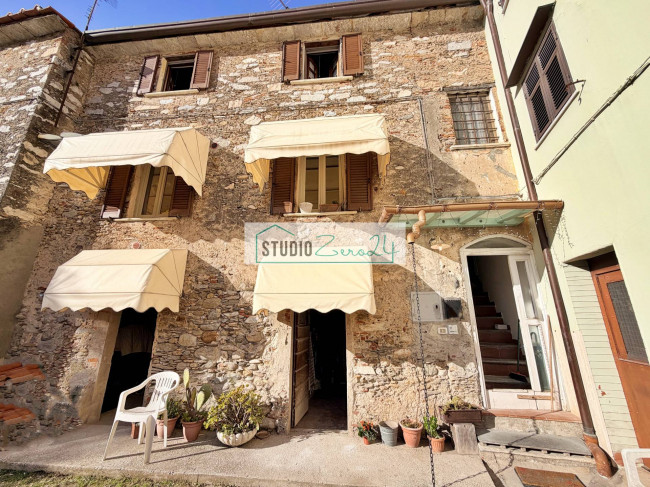 Casa singola in vendita a Seravezza