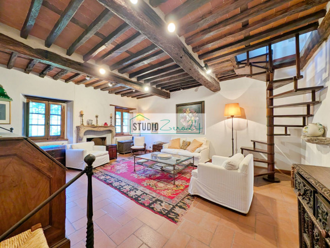 Villa in vendita a Pietrasanta