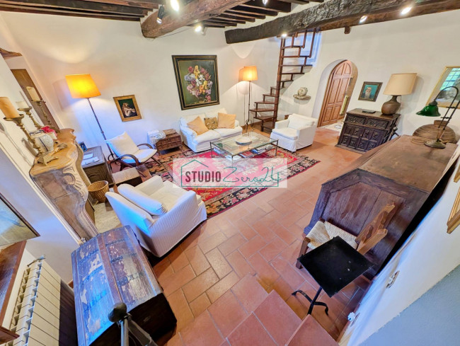 Villa in vendita a Pietrasanta