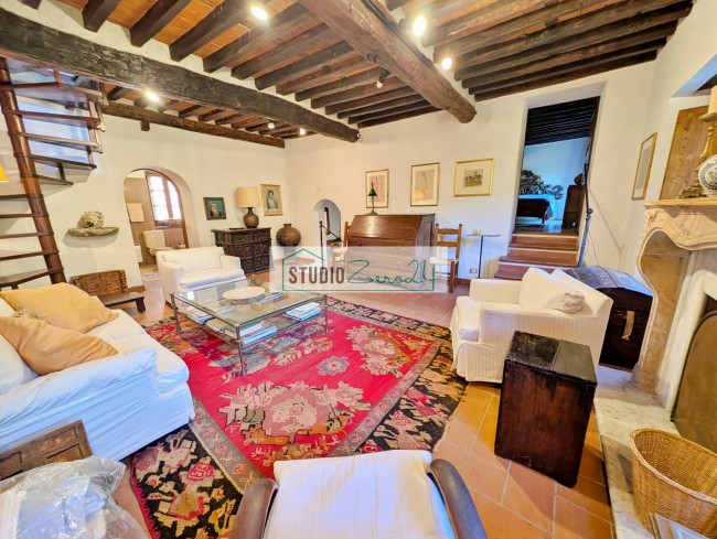 Villa in vendita a Pietrasanta