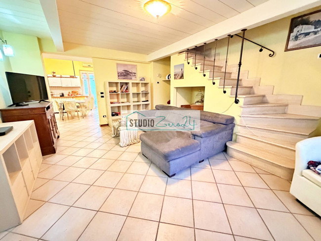 Appartamento in vendita a Seravezza