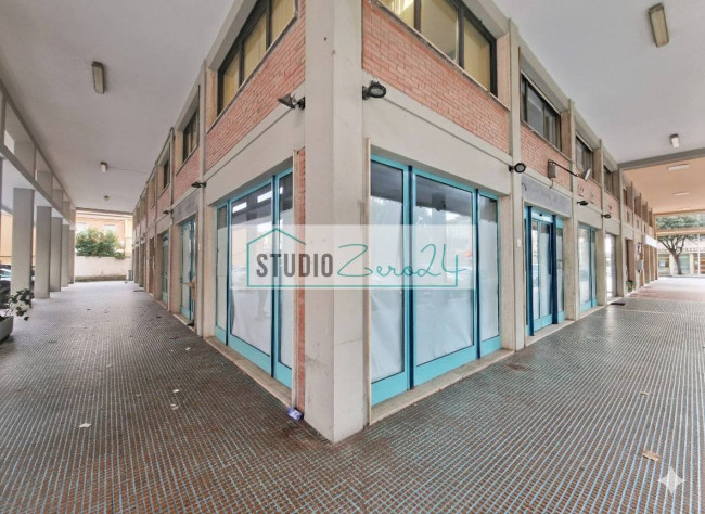 Locale commerciale in vendita a Camaiore