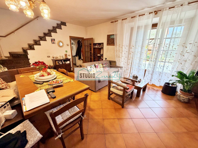 Casale in vendita a Pietrasanta