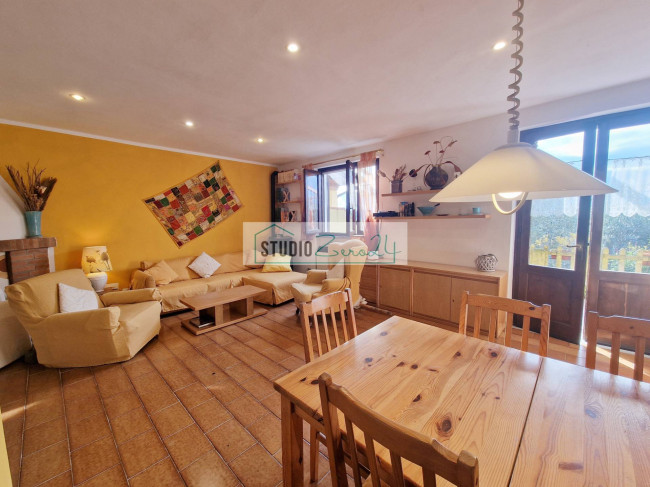 Villetta Bifamiliare in vendita a Camaiore