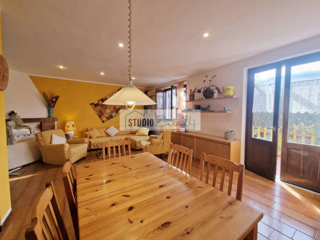 Villetta Bifamiliare in vendita a Camaiore