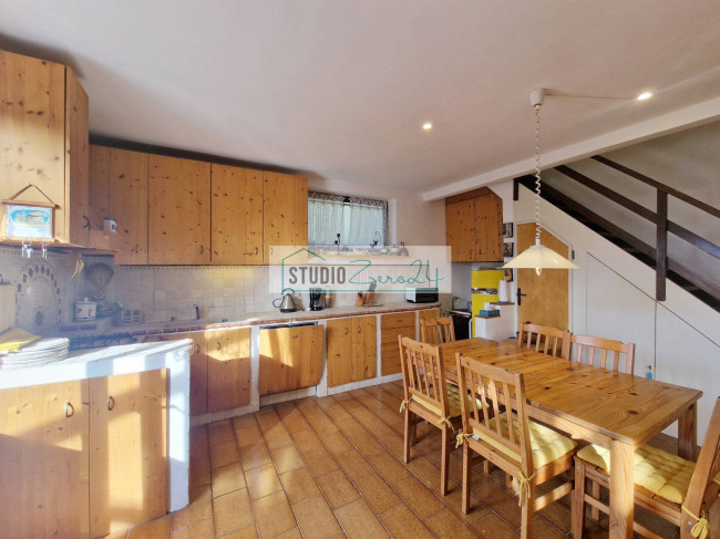 Villetta Bifamiliare in vendita a Camaiore