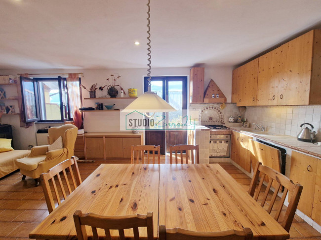 Villetta Bifamiliare in vendita a Camaiore