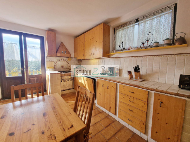 Villetta Bifamiliare in vendita a Camaiore