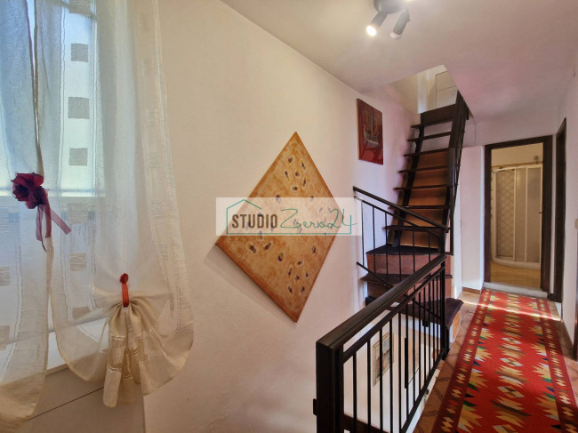 Villetta Bifamiliare in vendita a Camaiore