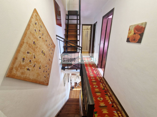 Villetta Bifamiliare in vendita a Camaiore