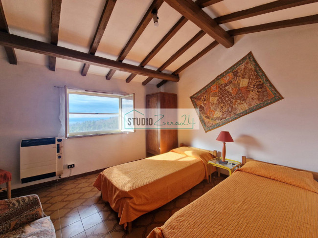 Villetta Bifamiliare in vendita a Camaiore