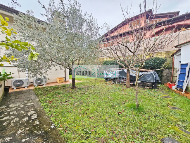 Villa in vendita a Massarosa
