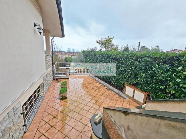 Villa in vendita a Massarosa