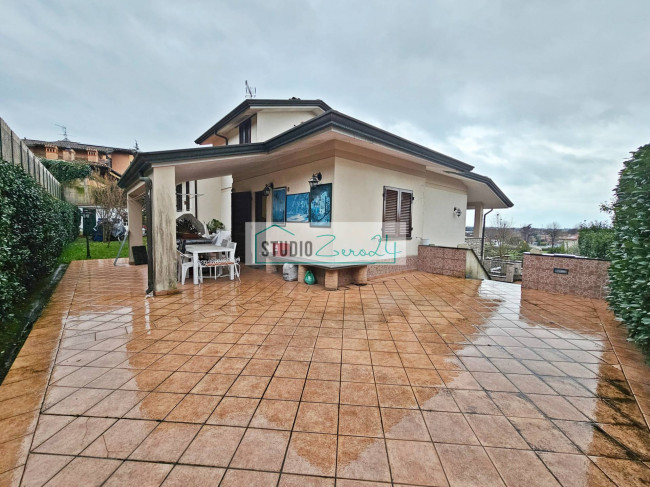 Villa in vendita a Massarosa