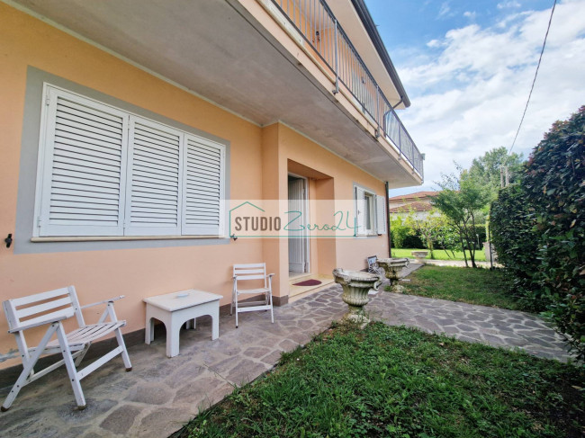 Appartamento in vendita a Camaiore