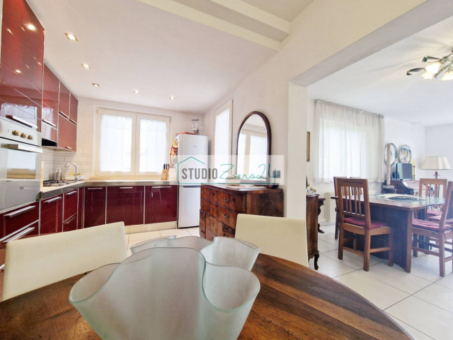 Appartamento in vendita a Camaiore