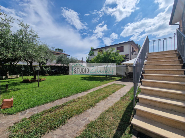 Appartamento in vendita a Camaiore