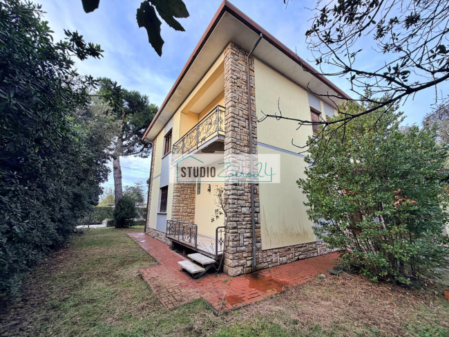 Villa in vendita a Pietrasanta