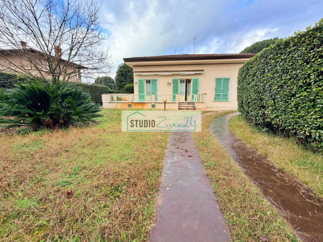 Villetta Bifamiliare in vendita a Pietrasanta