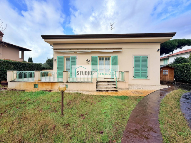 Villetta Bifamiliare in vendita a Pietrasanta