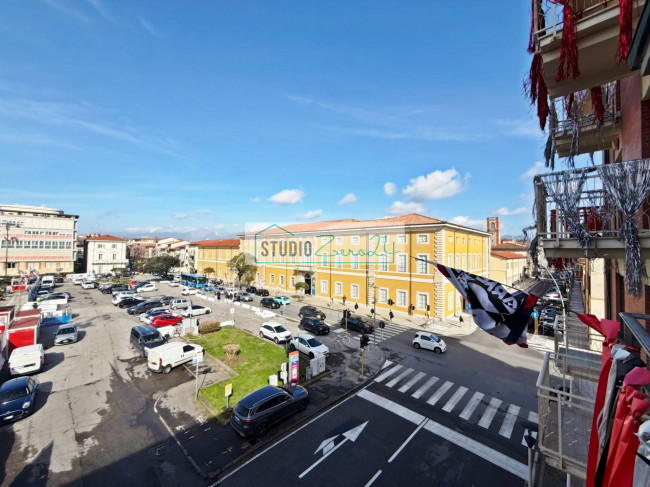 Appartamento in vendita a Viareggio