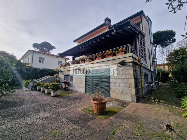Villa in vendita a Camaiore