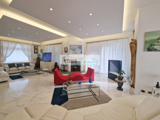 Villa in vendita a Camaiore