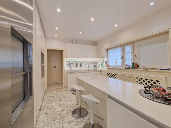 Villa in vendita a Camaiore