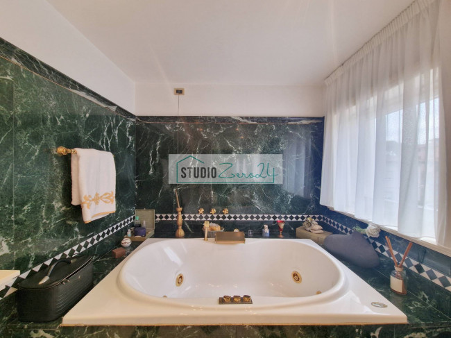 Villa in vendita a Camaiore